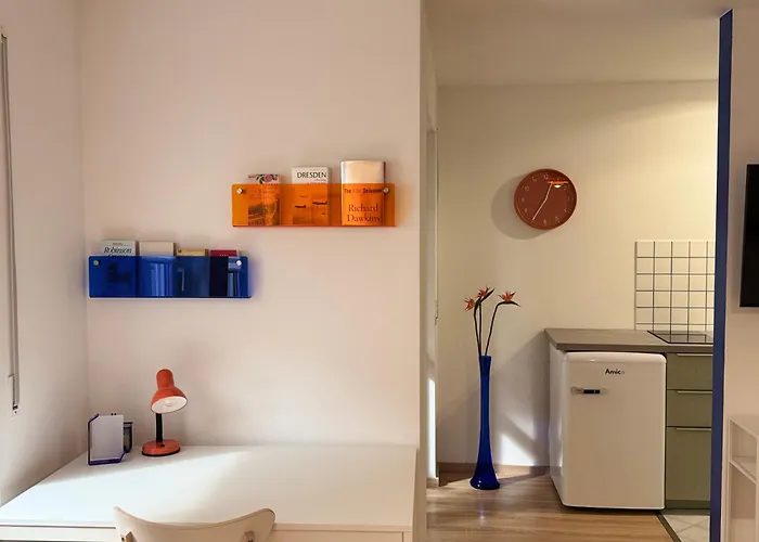 Vibrantapt - Ruhig & Modern - 15 Min Ins Zentrum - Uniklinik-naehe - Privatparkplatz - Schnelles Wlan - Terrasse Apartman