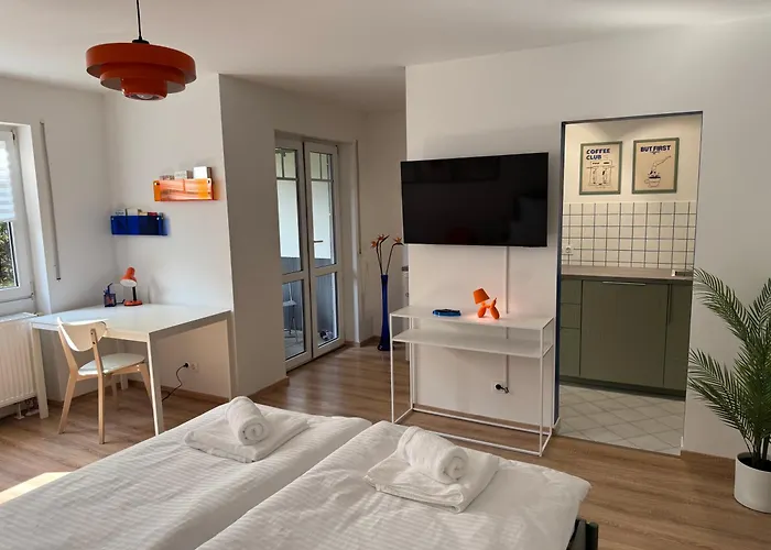 Apartman Vibrantapt - Ruhig & Modern - 15 Min Ins Zentrum - Uniklinik-naehe - Privatparkplatz - Schnelles Wlan - Terrasse