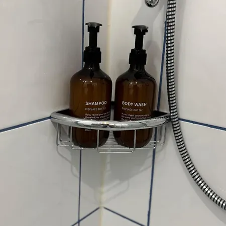 Vibrantapt - Ruhig & Modern - 15 Min Ins Zentrum - Kueche - Privatparkplatz - Schnelles Wlan - Terrasse דירה דרזדן